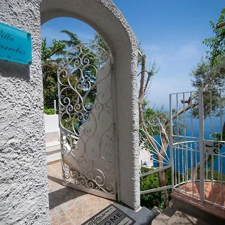 Algarrobos Villa *