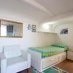 Algarrobos Villa