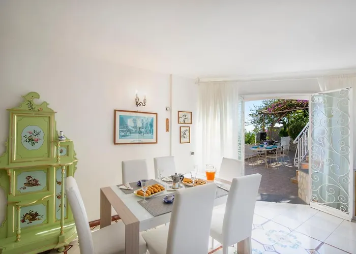 Algarrobos Villa Praiano